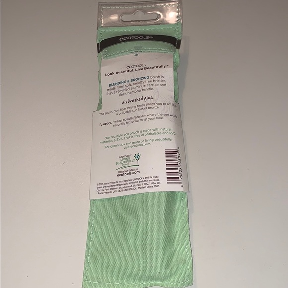 EcoTools Makeup Brushes and Sponges Bundle - Picture 7 of 7
